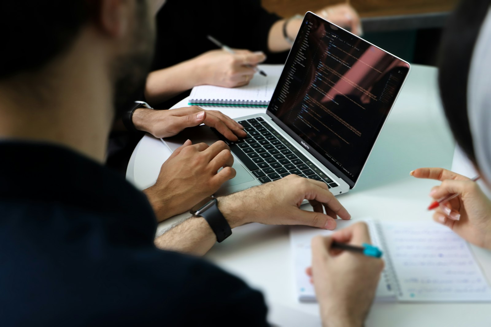 Financer son entreprise : prêts, aides et levée de fonds